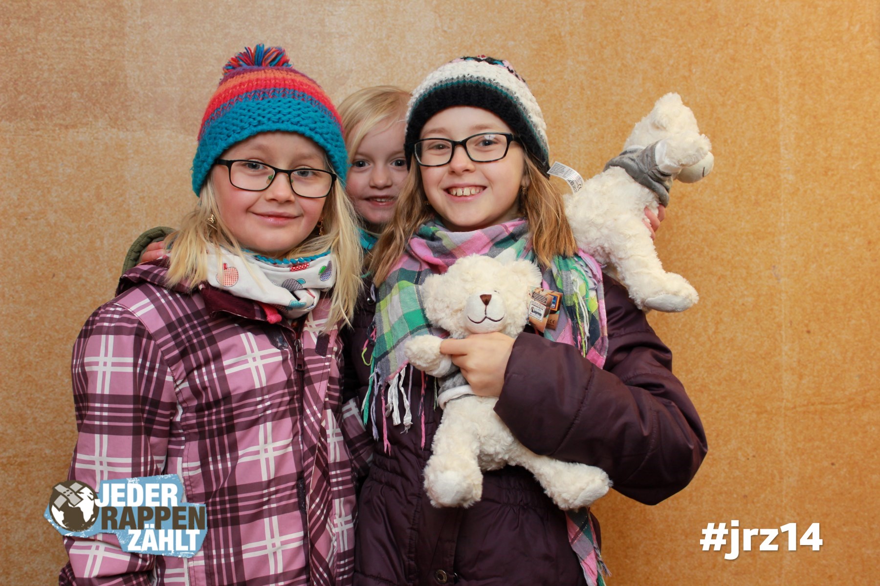 Spende auch du einen Teddybären für Familien auf der Flucht. #jrz14 Jeder Rappen zählt. Foto unter: