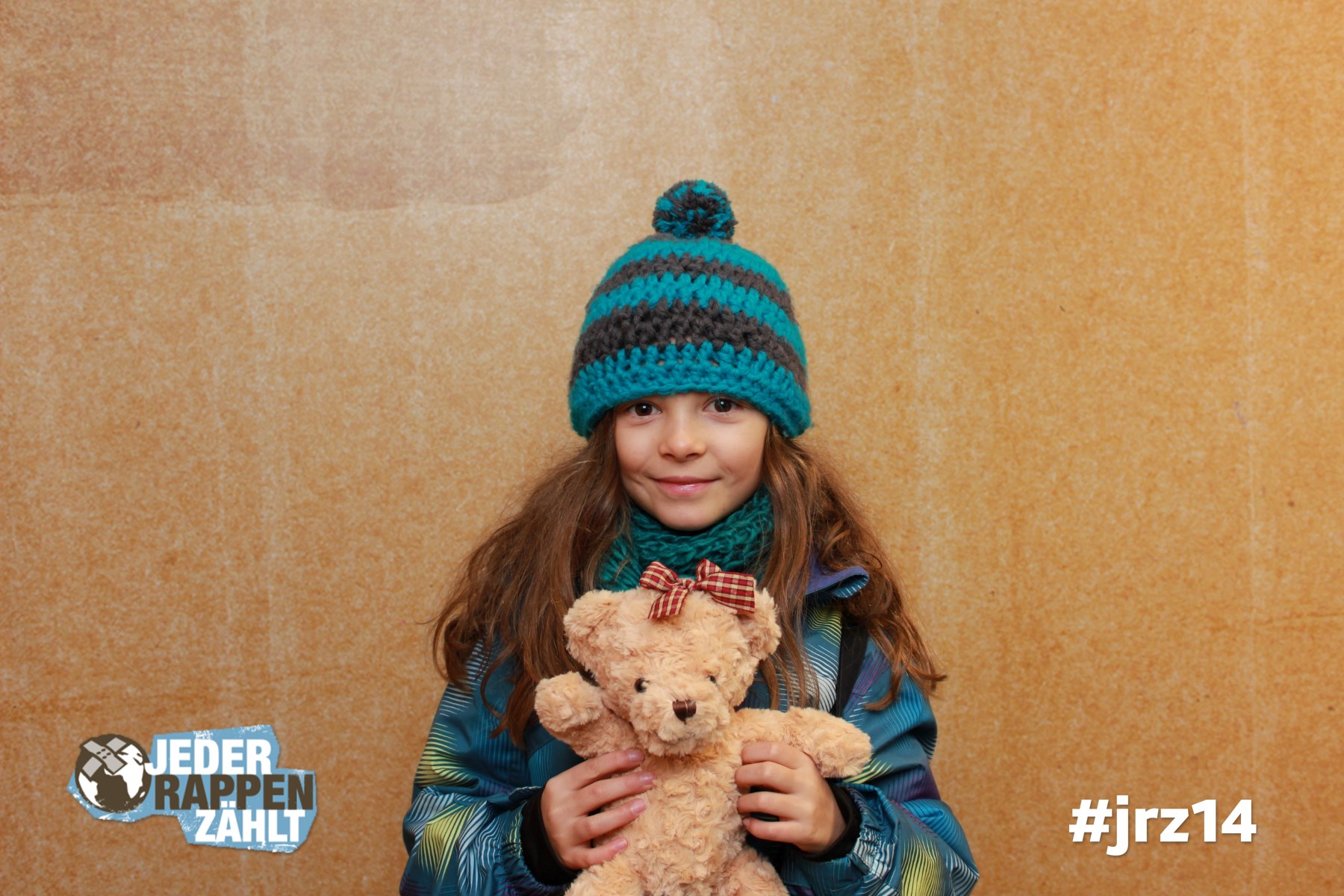 Spende auch du einen Teddybären für Familien auf der Flucht. #jrz14 Jeder Rappen zählt. Foto unter: